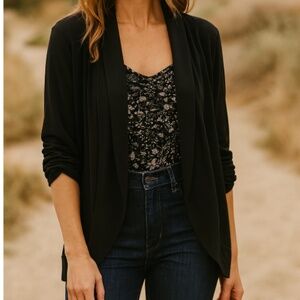 CHICO’S Travelers Black Scrunch Sleeves Open Front Cardigan Size 2 (M 12/14)
